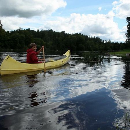 فندق Soomaa Water Camp Jõesuu المظهر الخارجي الصورة