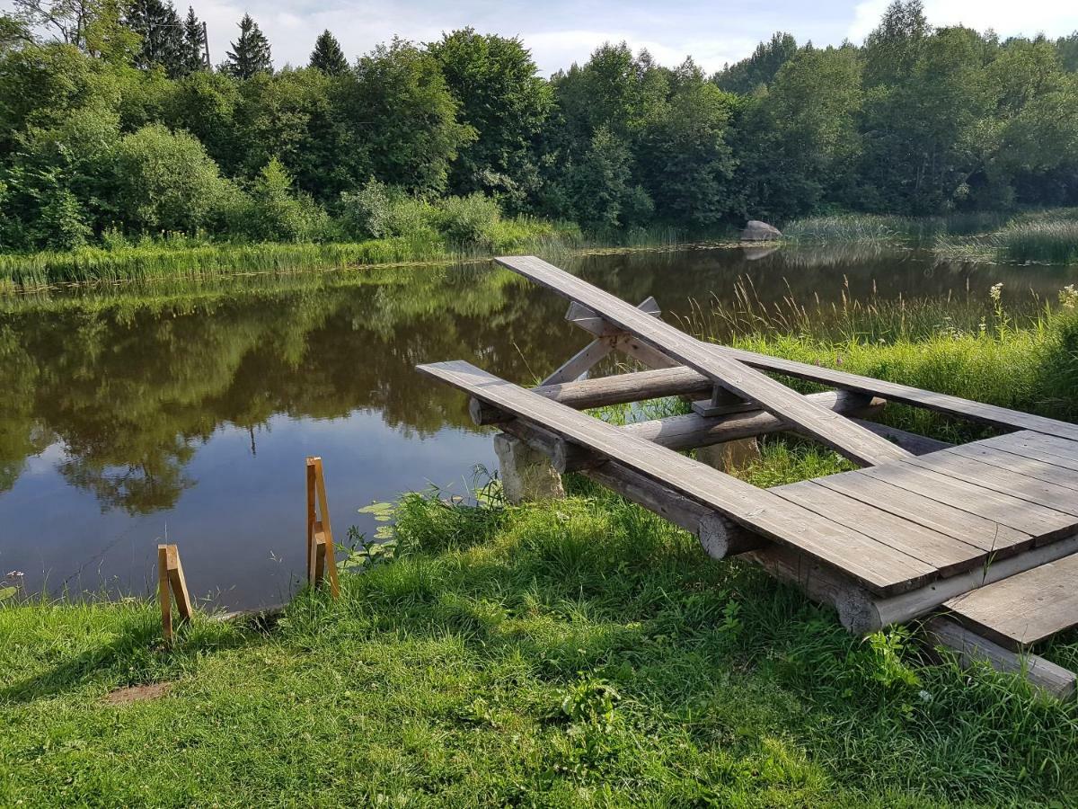 فندق Soomaa Water Camp Jõesuu المظهر الخارجي الصورة